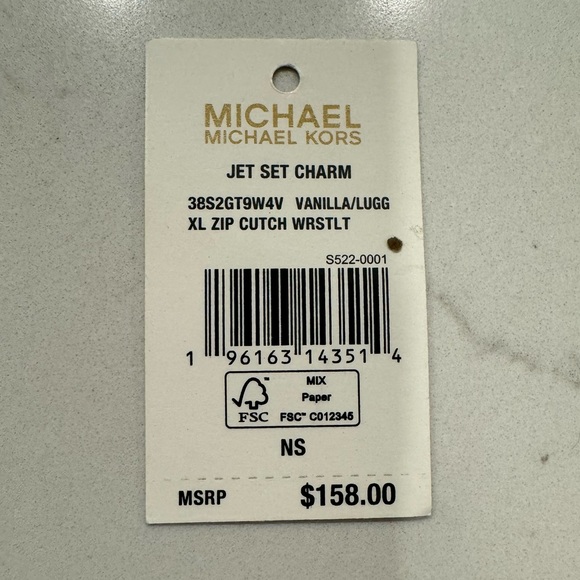 Brand New Michael Kors Jet Set Charm wristlet. - Picture 6 of 6